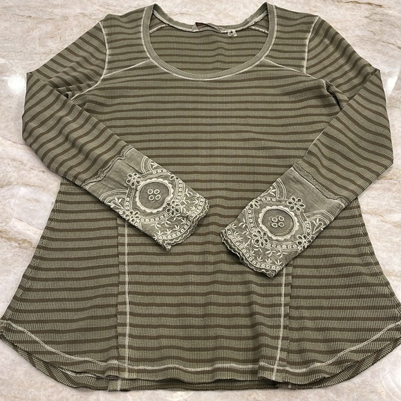Soft Surroundings Olive Waffle Knit Stripe Tuni Lace Cuff Boho Style Size Medium - Picture 1 of 9